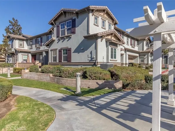22331 Blue Lupine Cir, Grand Terrace, CA 92313