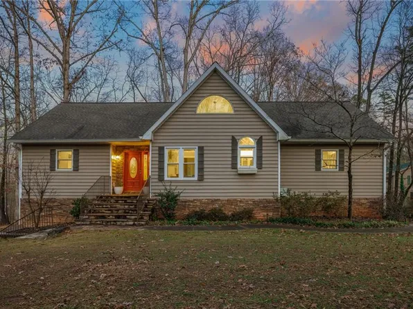 6115 McEver Rd, Flowery Branch, GA 30542