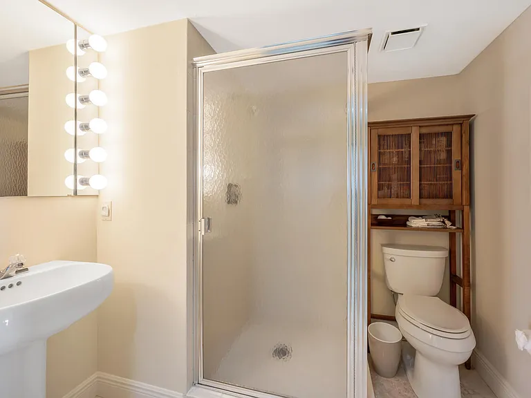 20 Seagate Dr #803 — Photo 20