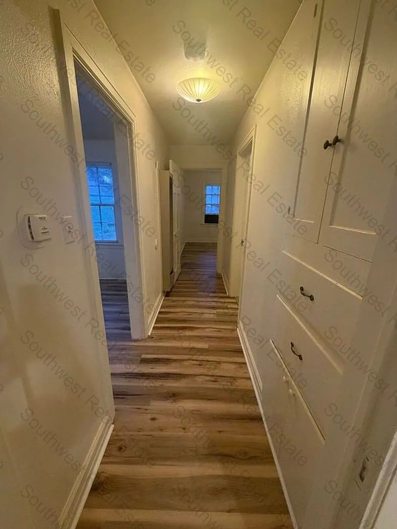 Charming historic 2 bedroom 1 bathroom house — Photo 2