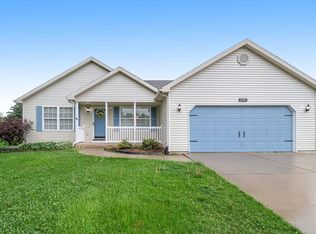 2987 Mandarin Grove Ln, Kalamazoo, MI 49004