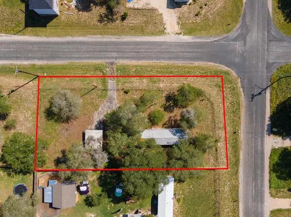 23103 Grand Spring Dr, Elmendorf, TX 78112