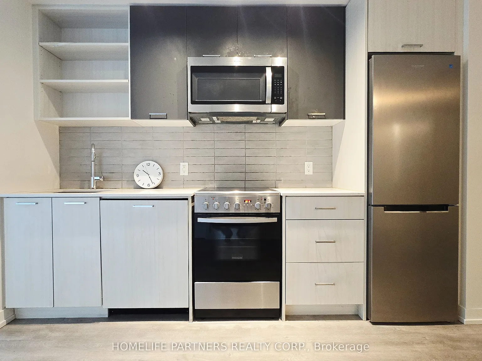 2 bed, $2,600 — Photo 1