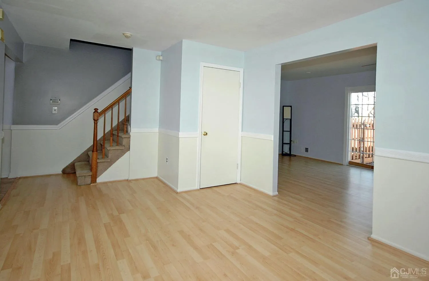 3 bed, 2.5 bath, $3,300 — Photo 4
