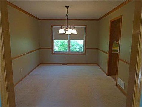 4th image of 106 Brookwood Ct
