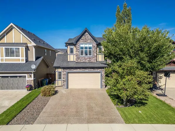 129 S Aspenmere Dr, Chestermere, AB T1X 0P2
