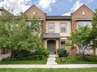 1964 Brentwood Rd, Northbrook, IL 60062