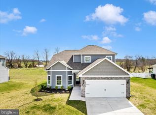 10026 Roulette Dr, Hagerstown, MD 21740