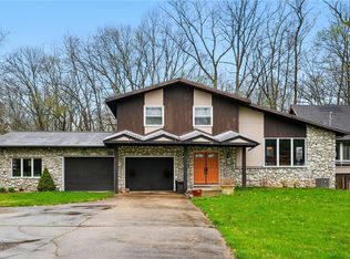 4255 Ivanhoe Rd, Sharpsville, PA 16150