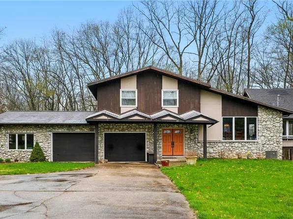 4255 Ivanhoe Rd, Sharpsville, PA 16150