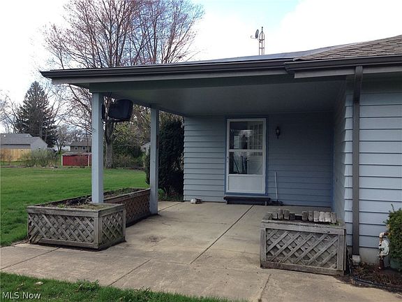 3rd image of 5157 Sterling Ave