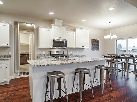 6th image of this home