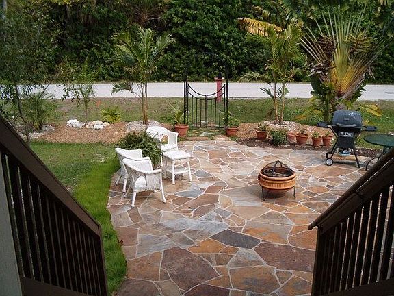 Flagstone patio