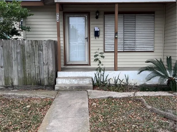 934 Rickey Dr, Corpus Christi, TX 78412