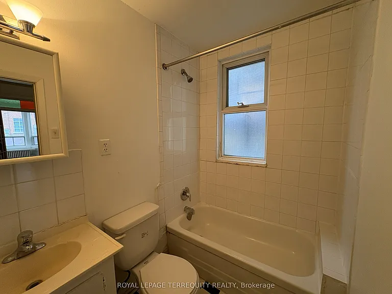 124 Baldwin St #101 — Photo 7