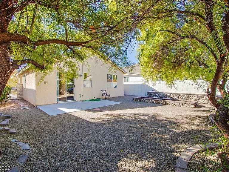 8836 Iron Hitch Ave — Photo 15