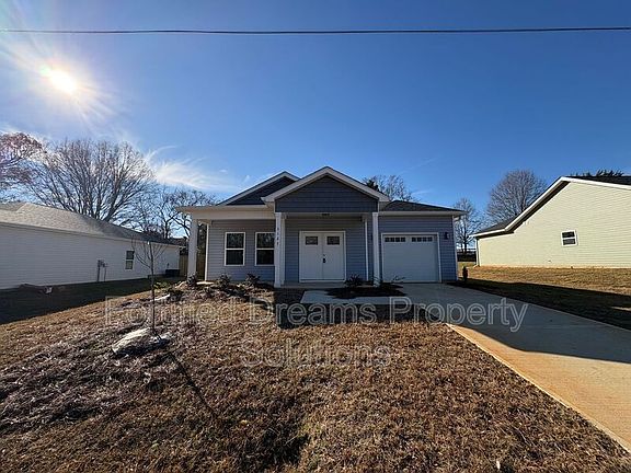 3rd image of 3127 Chapel St