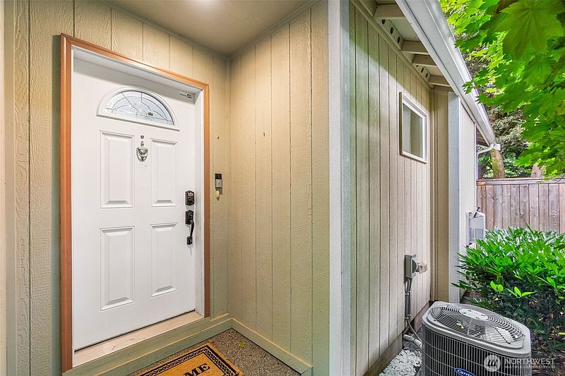 5th image of 2845 Alyssa Court SE