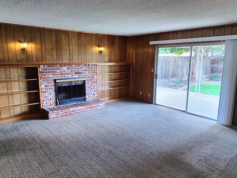 6345 N Spalding Ave — Photo 7