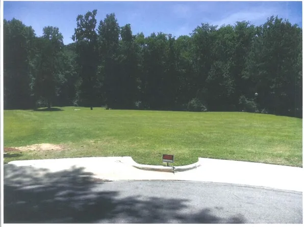 510 Charleston Pl, Fayetteville, NC 28303
