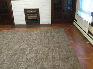 513 Park Ave APT A, Ellwood City, PA 16117