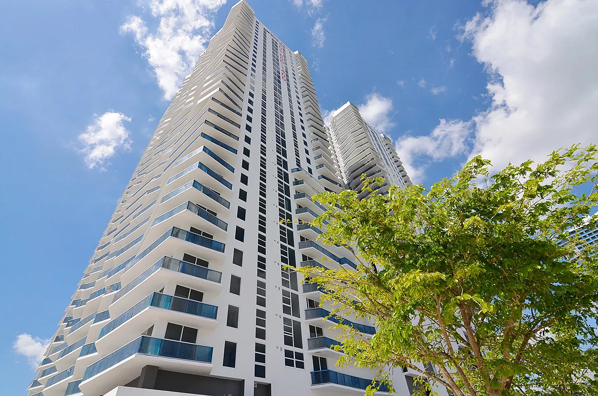 2 bed, 1340 sqft, $3,000 — Photo 2