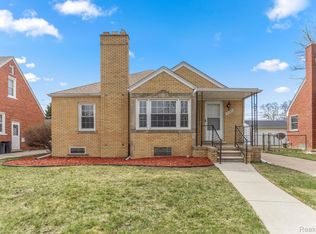 15105 Thomas Ave, Allen Park, MI 48101