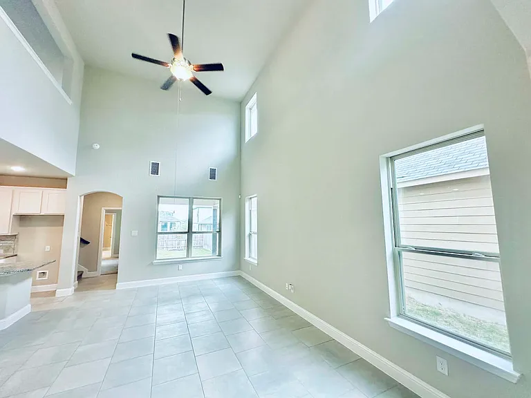13230 Chanute Field Dr — Photo 4