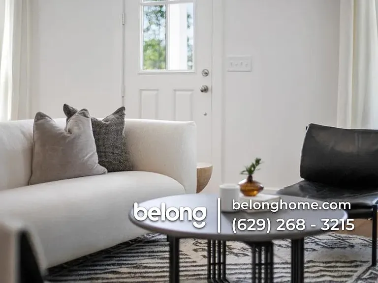 802 Briar Cir — Photo 6