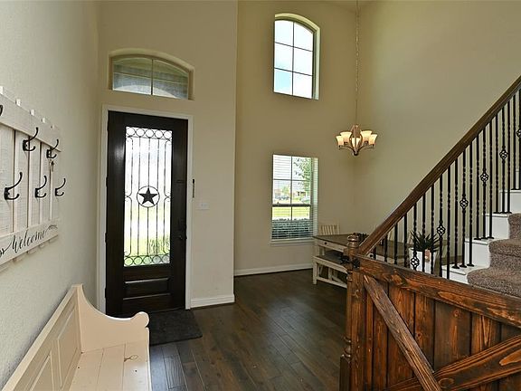 4th image of 1707 Pickford Knolls Ln