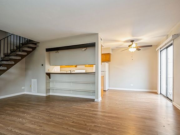 3rd image of 1623 Cornell Pl