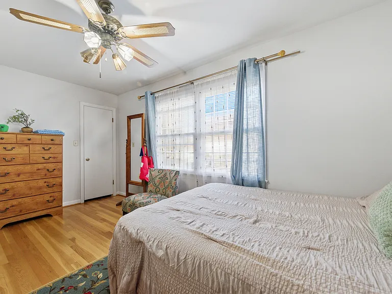 205 Orkney Pl — Photo 21