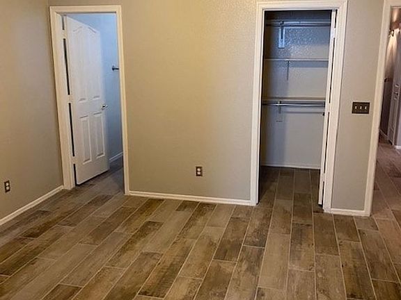 5th image of 3739 E Linda Ct