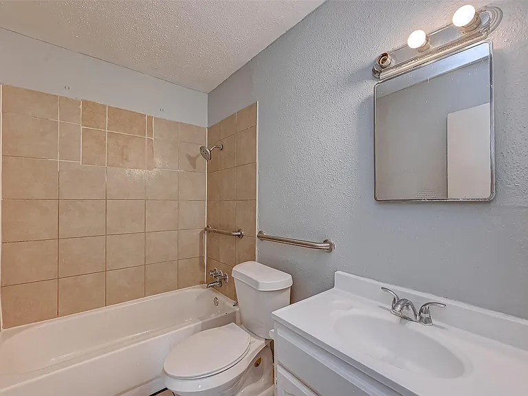 3406 Saint Benedict St — Photo 10