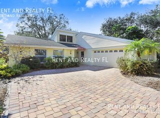 4504 Stonehenge Rd, Tampa, FL 33624