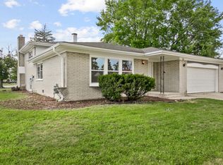 326 S Minerva Ave, Glenwood, IL 60425