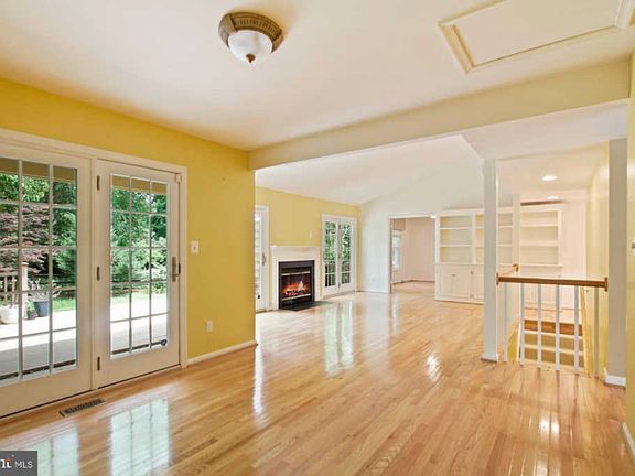 5th image of 8601 Lime Kiln Ct