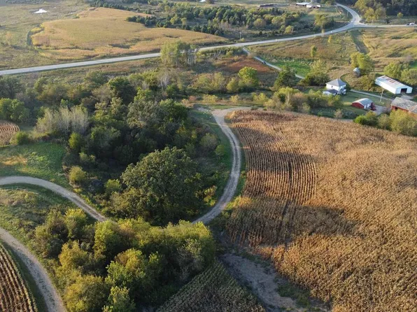 254 Highway 78, Mount Horeb, WI 53572