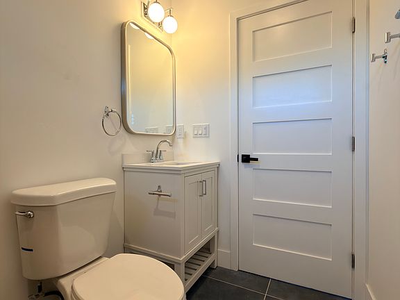 5th image of 1016 Cedar Brk #1