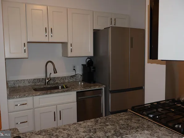 2401 Pennsylvania Ave APT 517, Wilmington, DE 19806