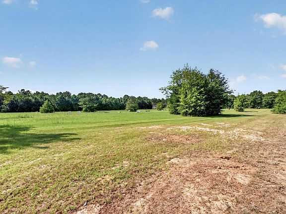 4th image of 299 Poinsettia Rd Lot A