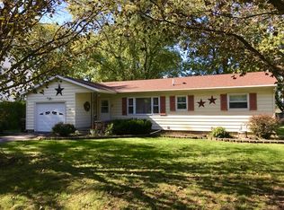 303 N 3rd St, Danforth, IL 60930