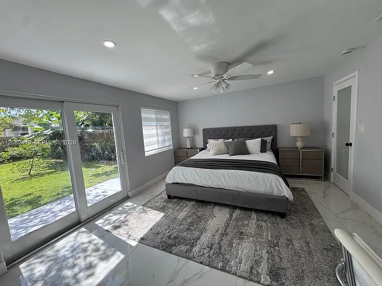 5430 SW 99th Ave — Photo 11