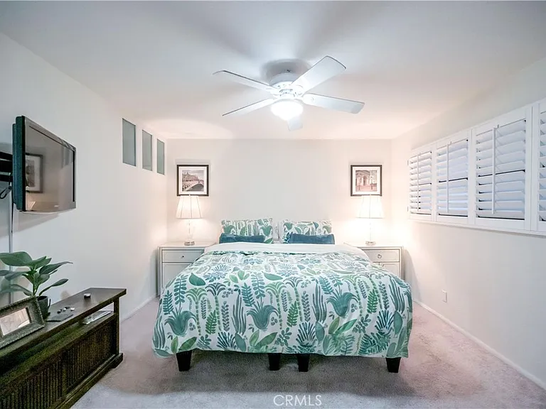 4425 Whitsett Ave — Photo 26