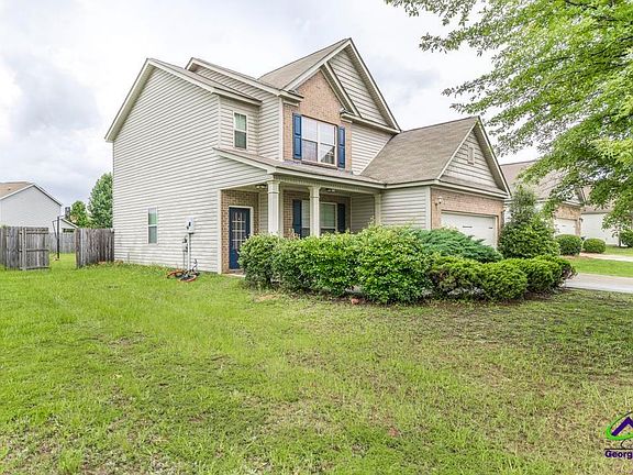 4th image of 126 Abelia Ln