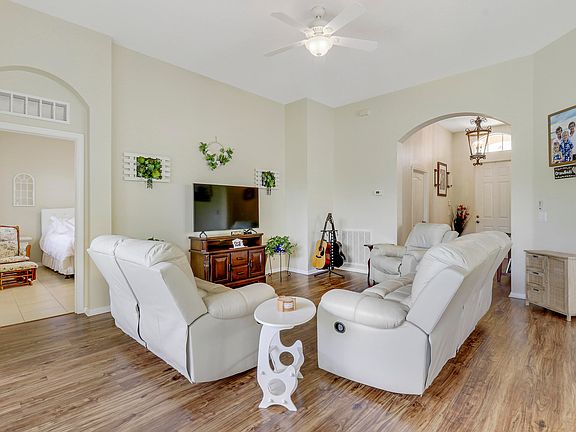 5th image of 9968 SW Stonegate Drive