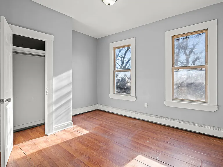 61 Brenner St #2 — Photo 3