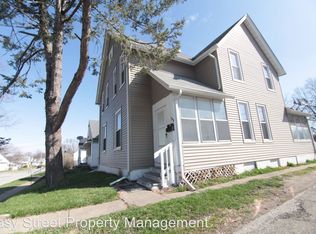 1919 Sturdevant St, Davenport, IA 52804