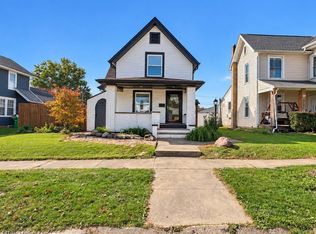 811 7th St SW, Massillon, OH 44647