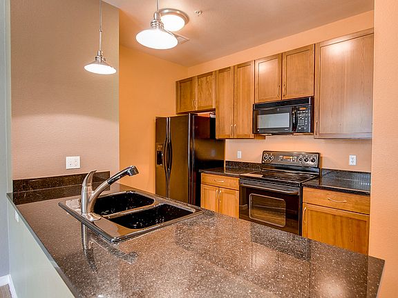 5th image of 4100 N Albion St Unit 223